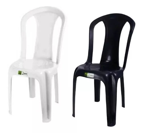 Cadeira De Plástico Resistente Área De Lazer